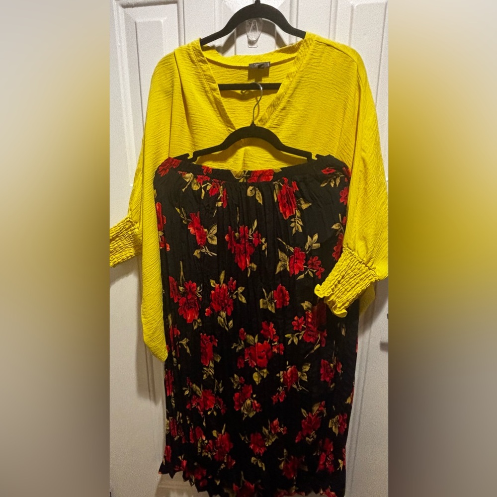 Yellow Blouse and Floral Skirt Set - Picture 1 of 4